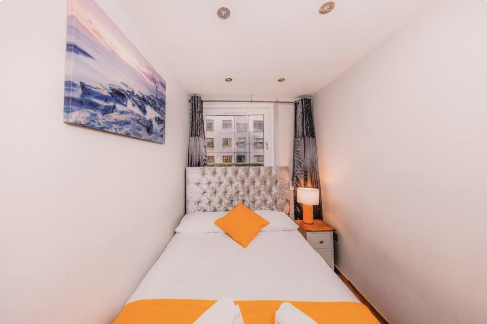 Superb Luxury Apartment By Canal - Central Edinburgh Eksteriør billede
