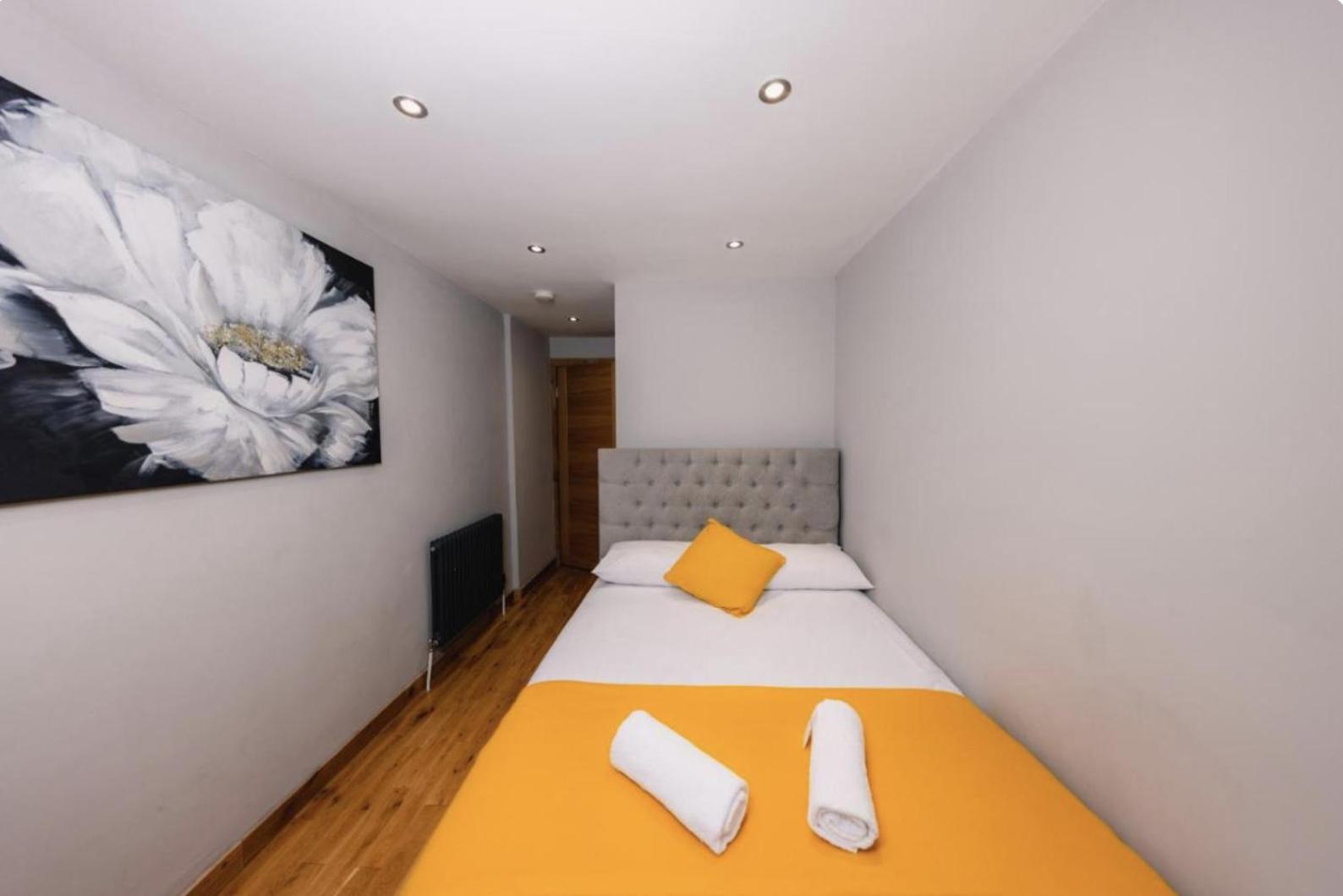 Superb Luxury Apartment By Canal - Central Edinburgh Eksteriør billede