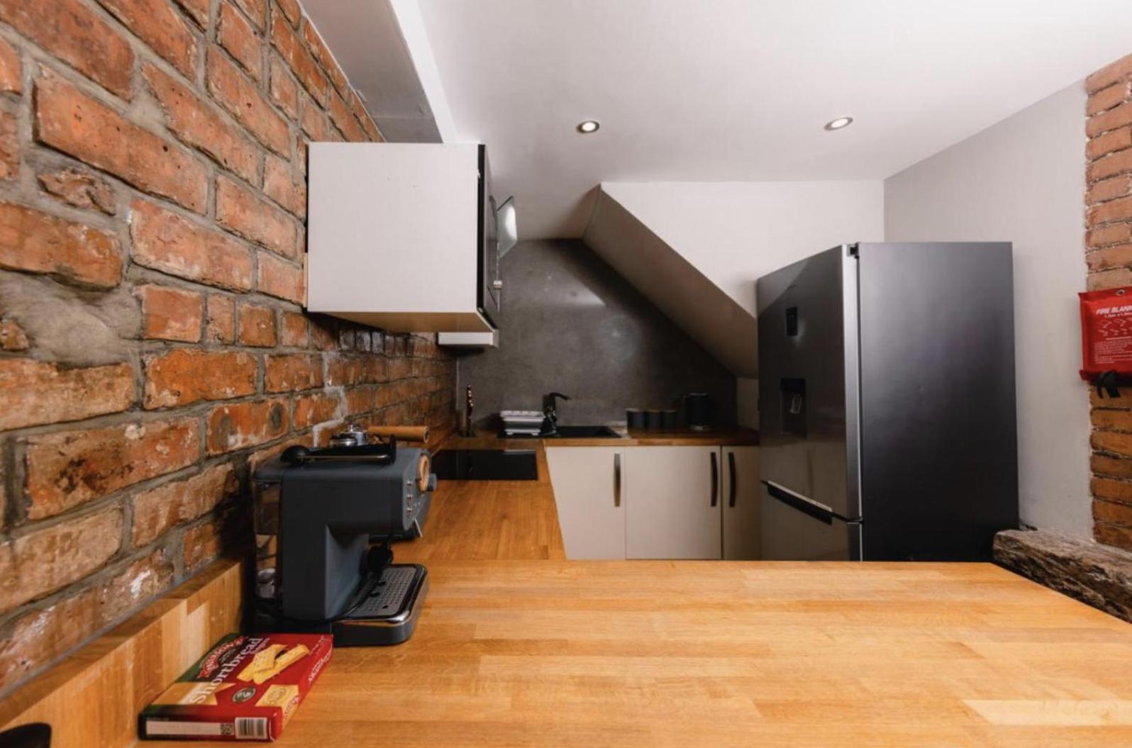 Superb Luxury Apartment By Canal - Central Edinburgh Eksteriør billede